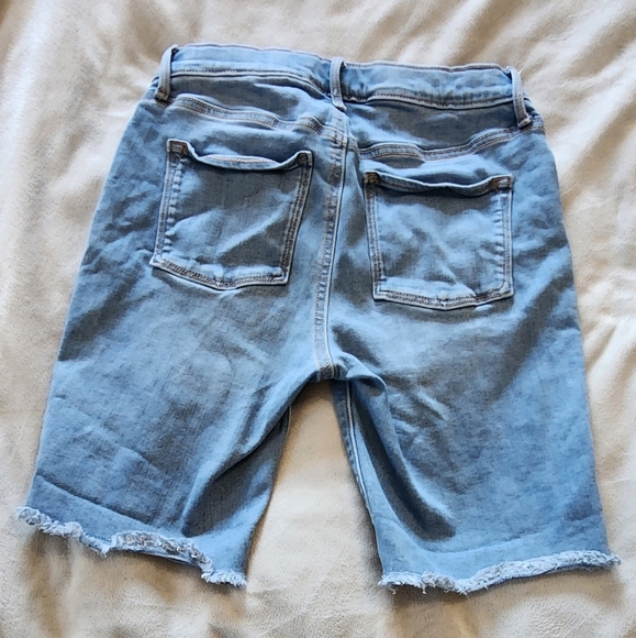 Old navy ballerina shorts - Picture 2 of 6